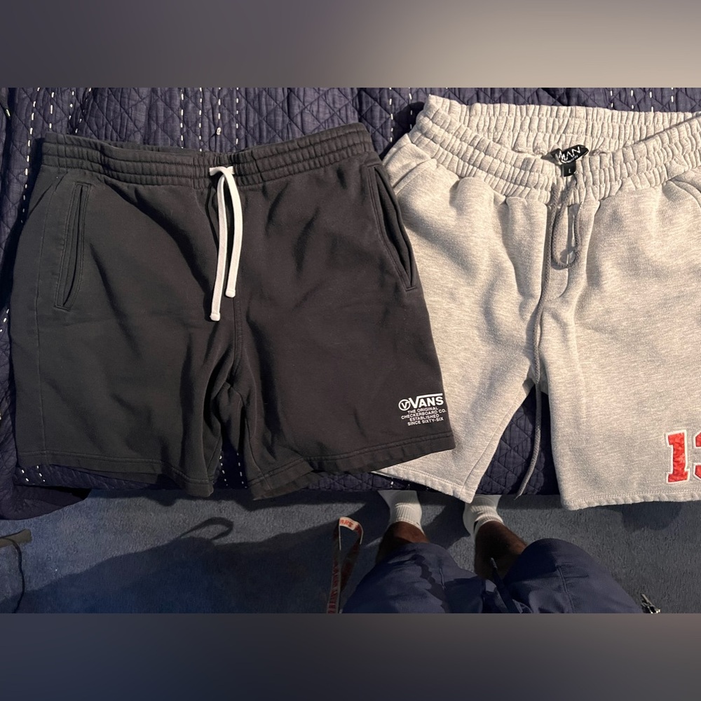 Bundle of two men’s shorts